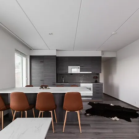 Penthouse & Jacuzzi Hyvillae Maisemilla * Tammerfors