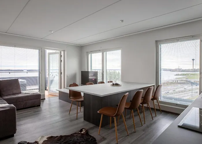 Luxurious Penthouse - Hot Tub & Sauna タンペレ