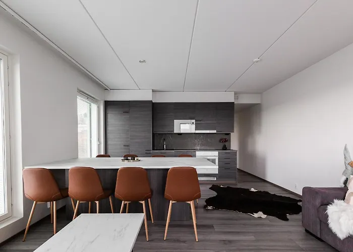 Luxurious Penthouse - Hot Tub & Sauna * タンペレ