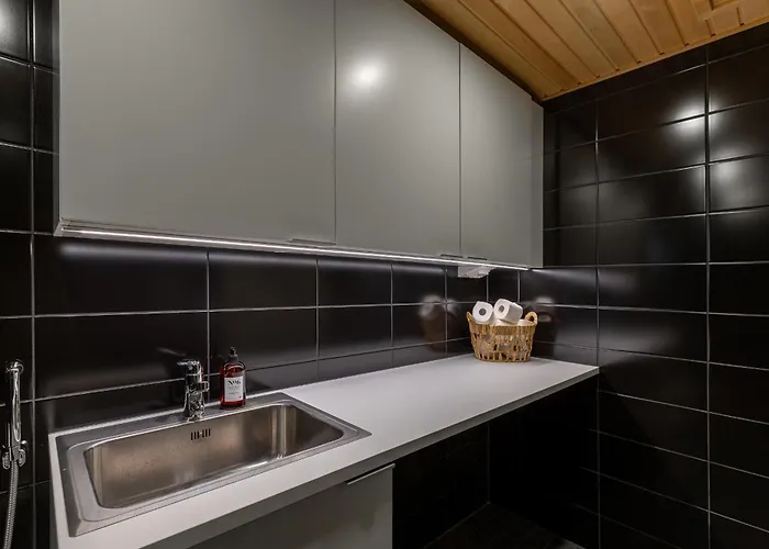 Luxurious Penthouse - Hot Tub & Sauna * タンペレ