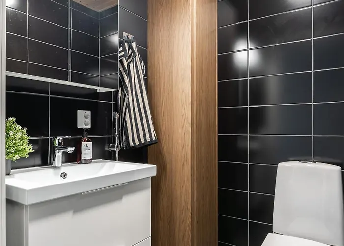 Luxurious Penthouse - Hot Tub & Sauna Apartment